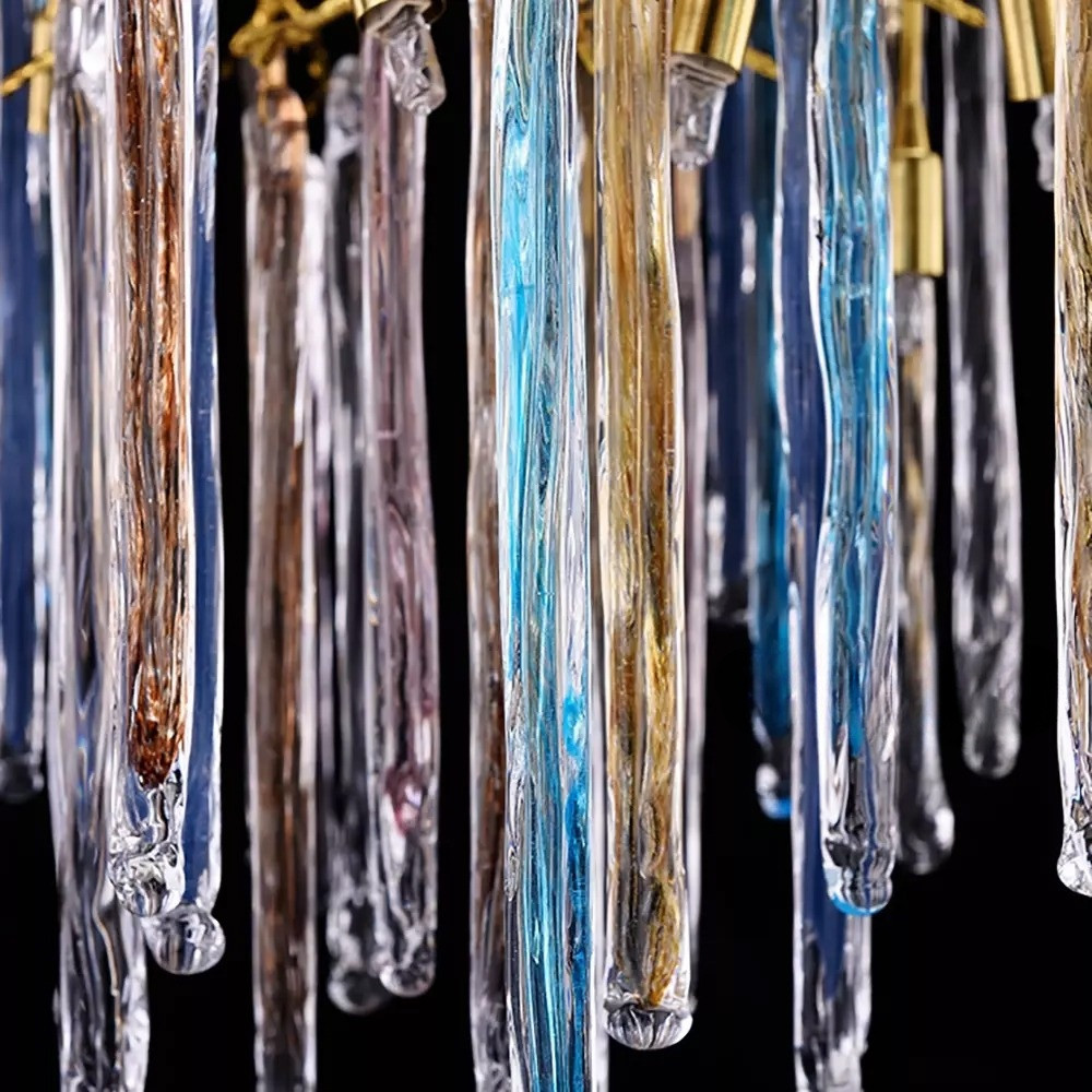 Люстра на подвесе с каркасом из металла и цветными подвесками из стекла Droplet Chandelier