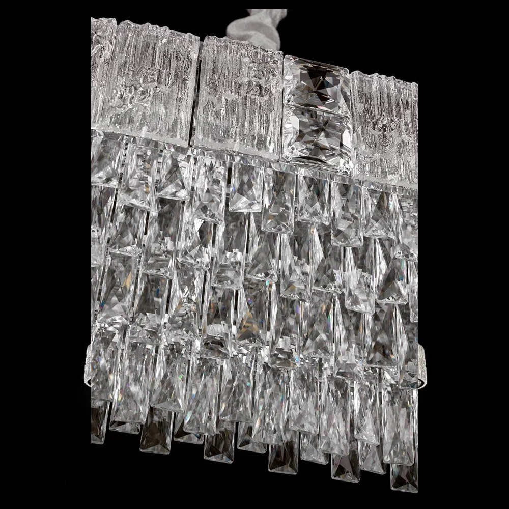 Люстра овальная с каскадом из прозрачного хрусталя Constant Sparks