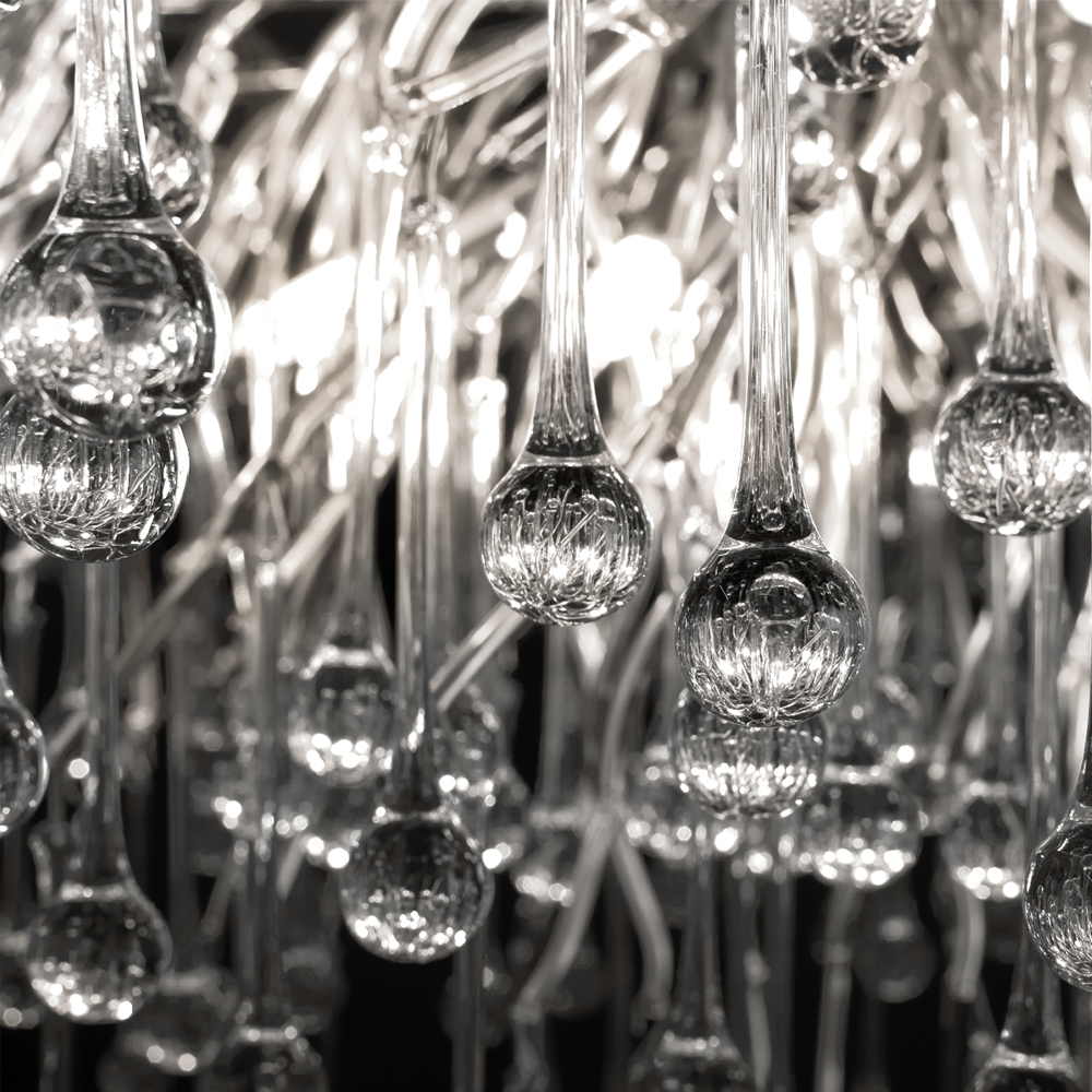 Люстра подвесная с прозрачными стеклянными подвесками в форме капель Диаметр 60 см Droplet Chandelier