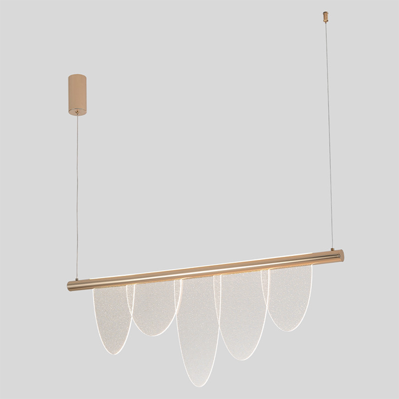 Люстра подвесная с пятью прозрачными элементами в форме лепестков и золотистым металлическим основанием DALI Tonin Casa