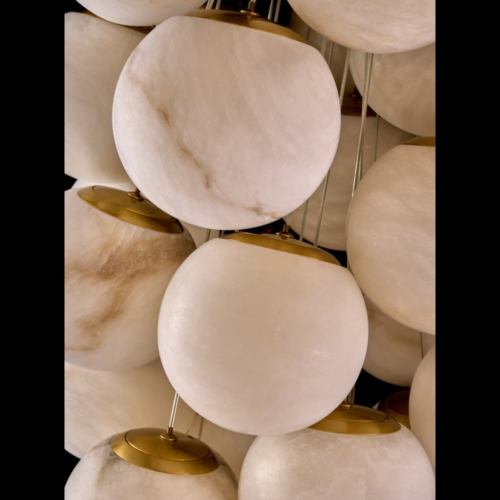 Люстра подвесная с сферическими плафонами из натурального камня Glowing Spheres