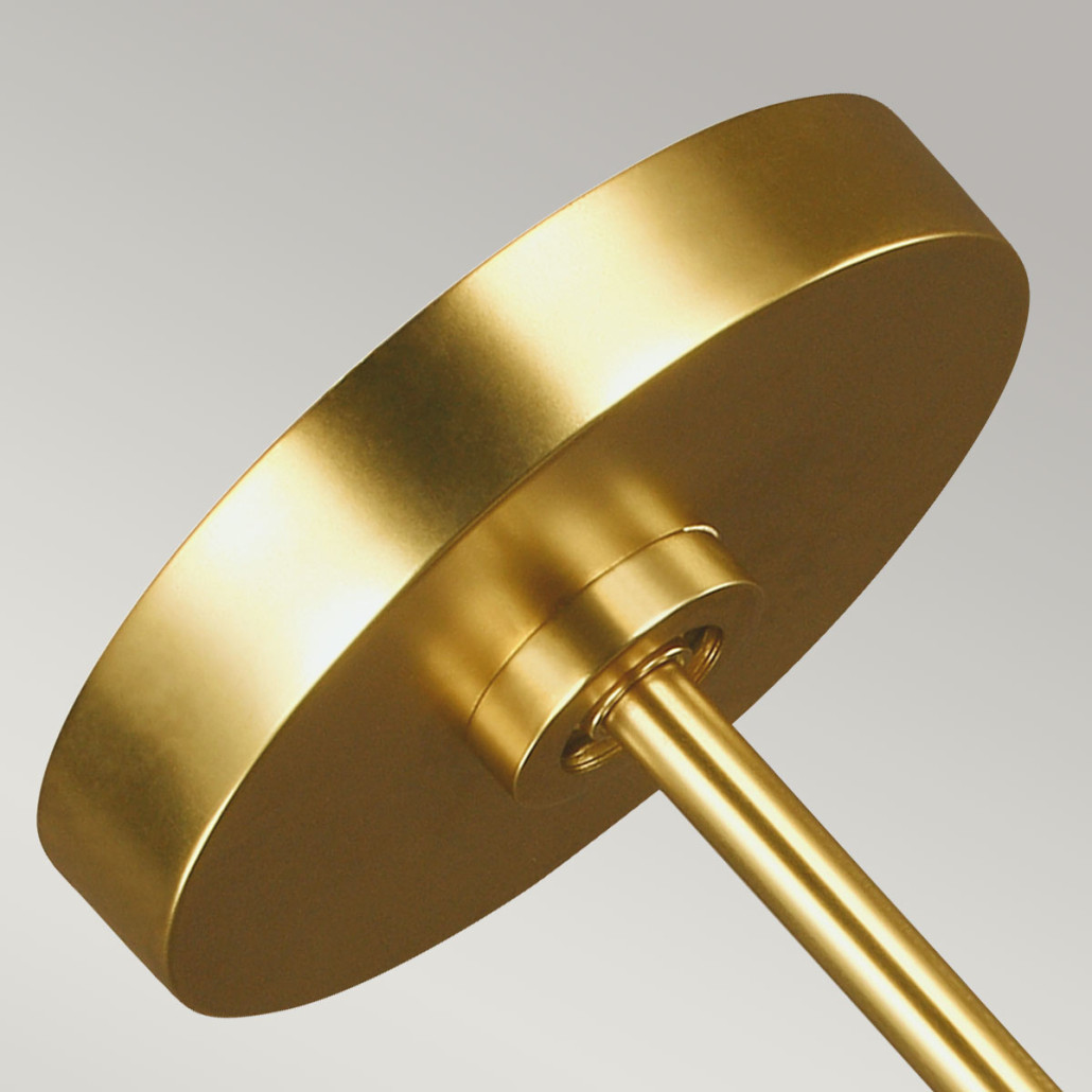 Люстра с 5-ю белыми шарообразными плафонами в сферические каркасах Feiss