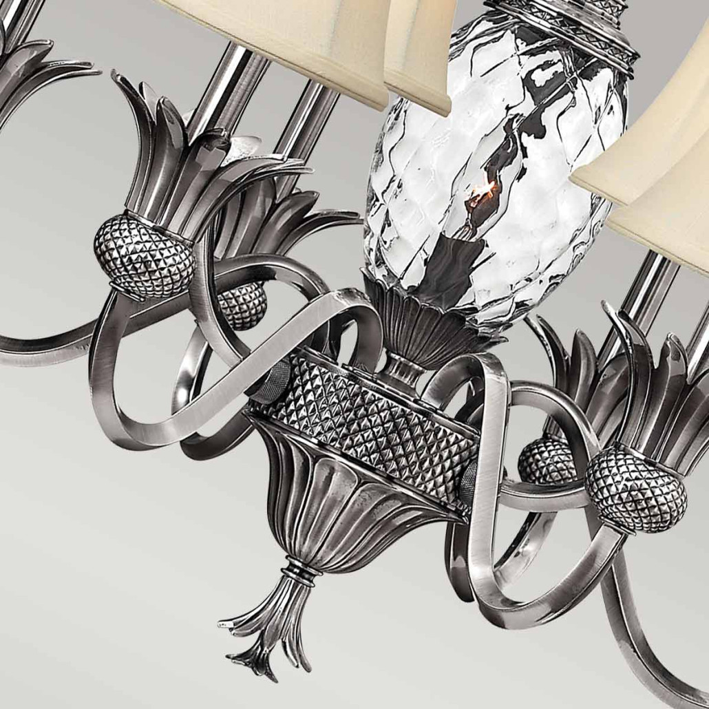 Люстра с 7-ю кремовыми текстильными абажурами Hinkley