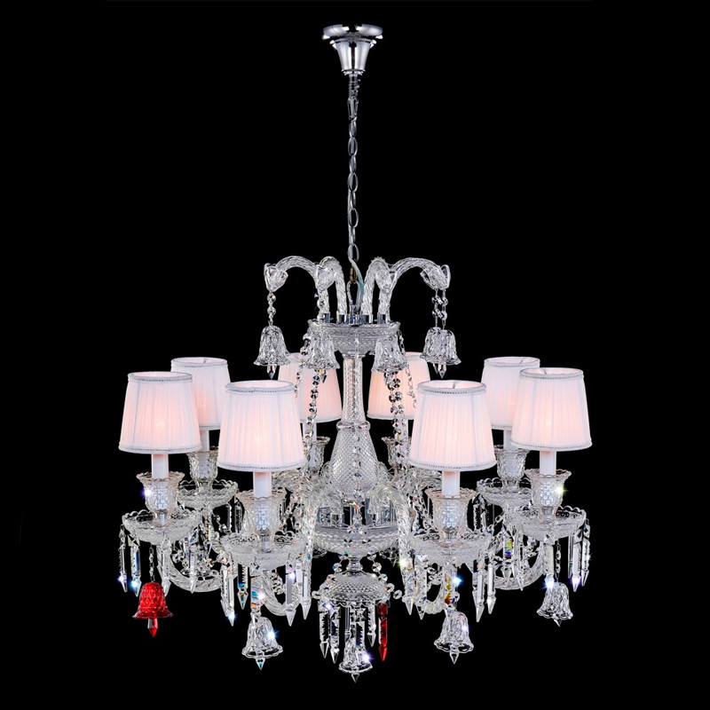 Люстра с 8-ю белыми текстильными абажурами и хрустальными подвесками Lustre Reverie