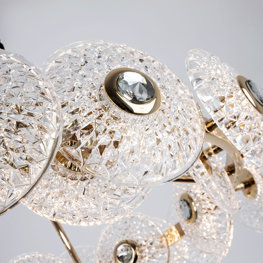 Люстра с декором из круглых рельефных пластин из хрусталя Decorative Glass Discs Chandelier 82
