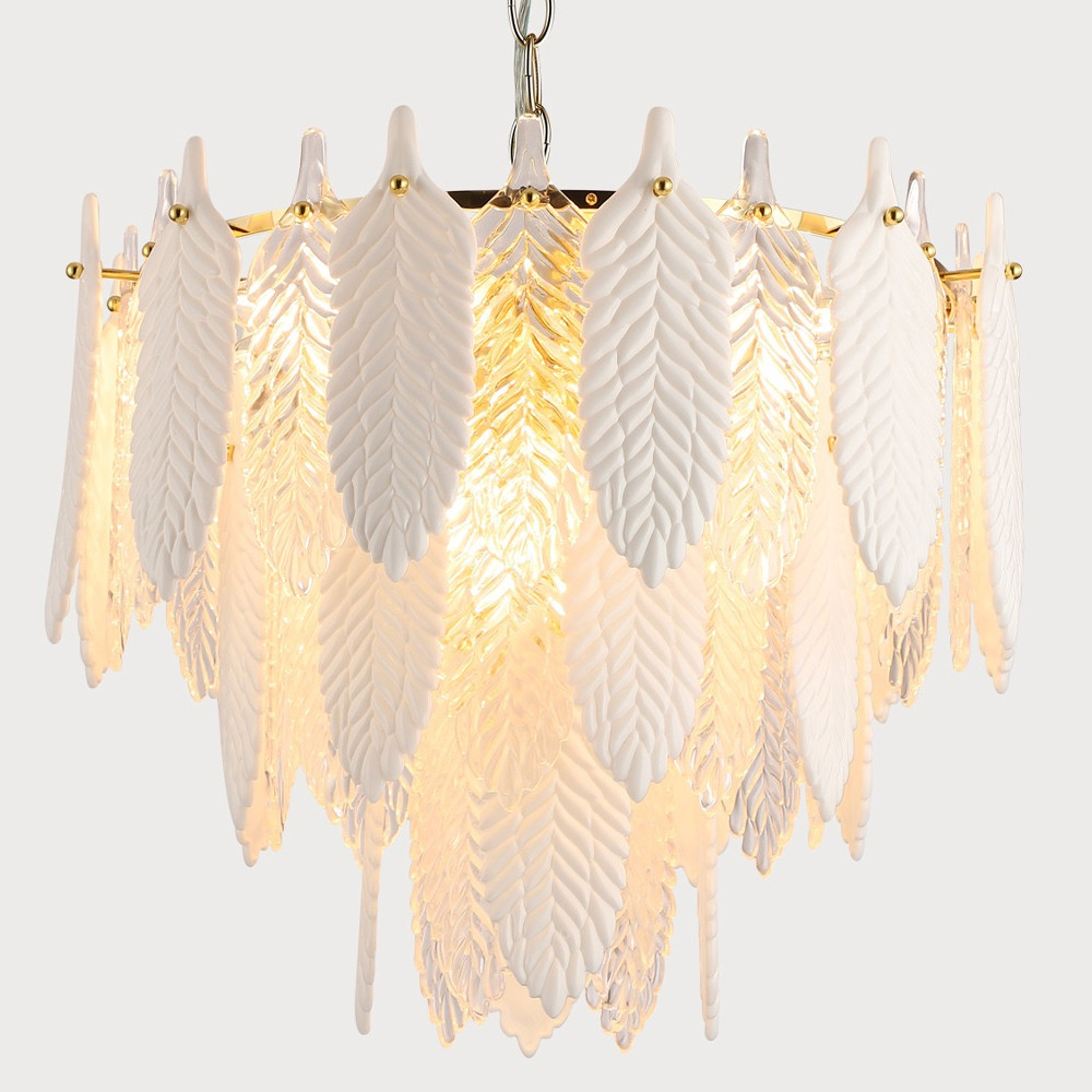 Люстра с декором из рельефного стекла в виде перьев Abelia Feather Chandelier 10
