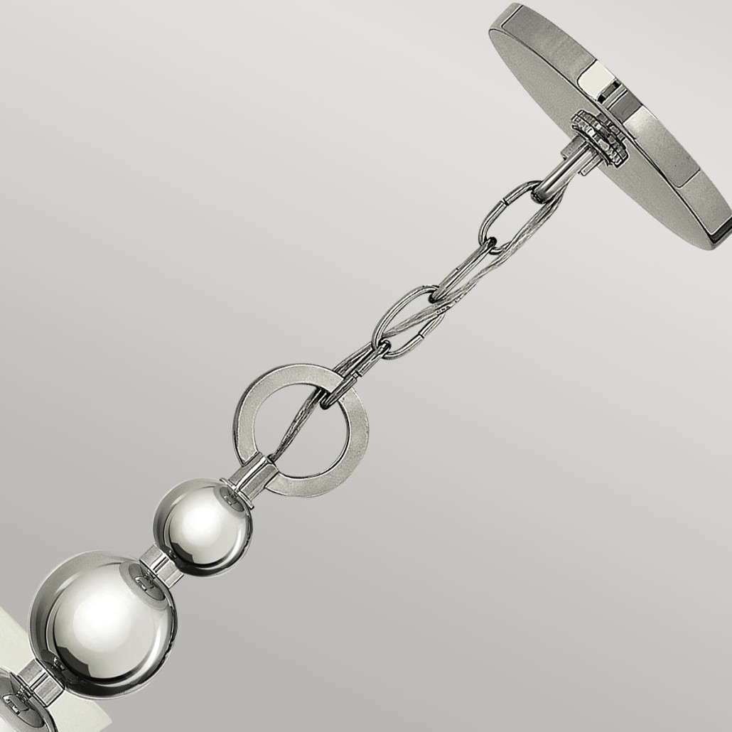 Люстра с матовыми конусными плафонами и декоративными элементами в форме шаров Hinkley