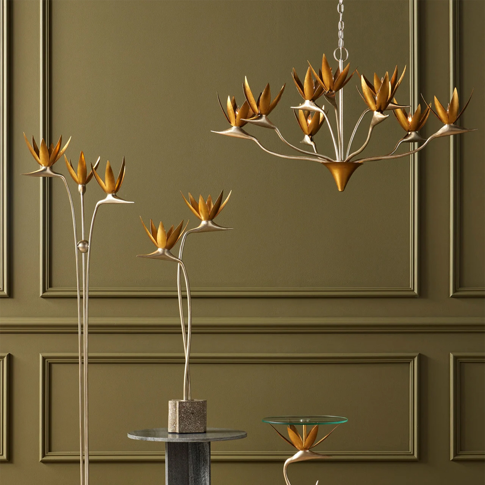 Люстра с плафонами в виде цветов Golden Bird of Paradise