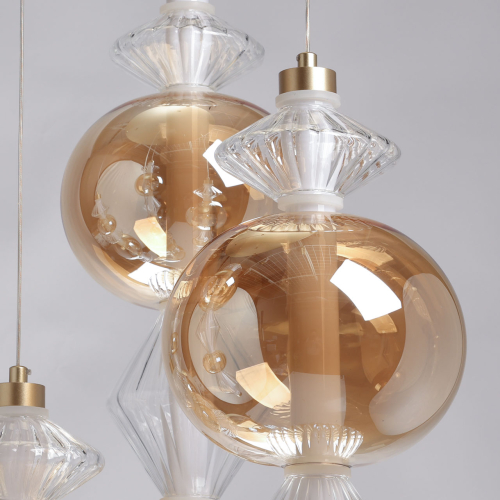 Люстра с плафонами из прозрачного и янтарного стекла в виде шаров и ромбов Gabriel Scott Luna