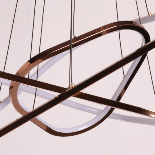 Люстра с подвесами в форме треугольников Niamh Barry