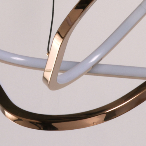 Люстра с подвесами в форме треугольников Niamh Barry