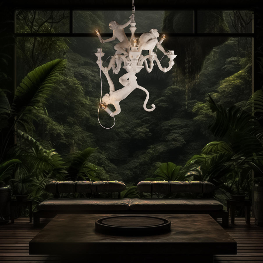 Люстра с тремя фигурами обезьян с лампочками в руках белого цвета Hanging Monkey