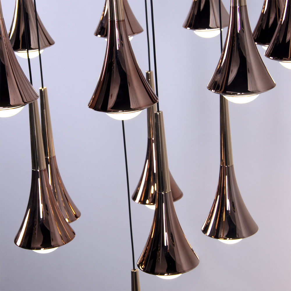 Люстра светодиодная с акриловыми конусообразными плафономи розовое золото Astra 60