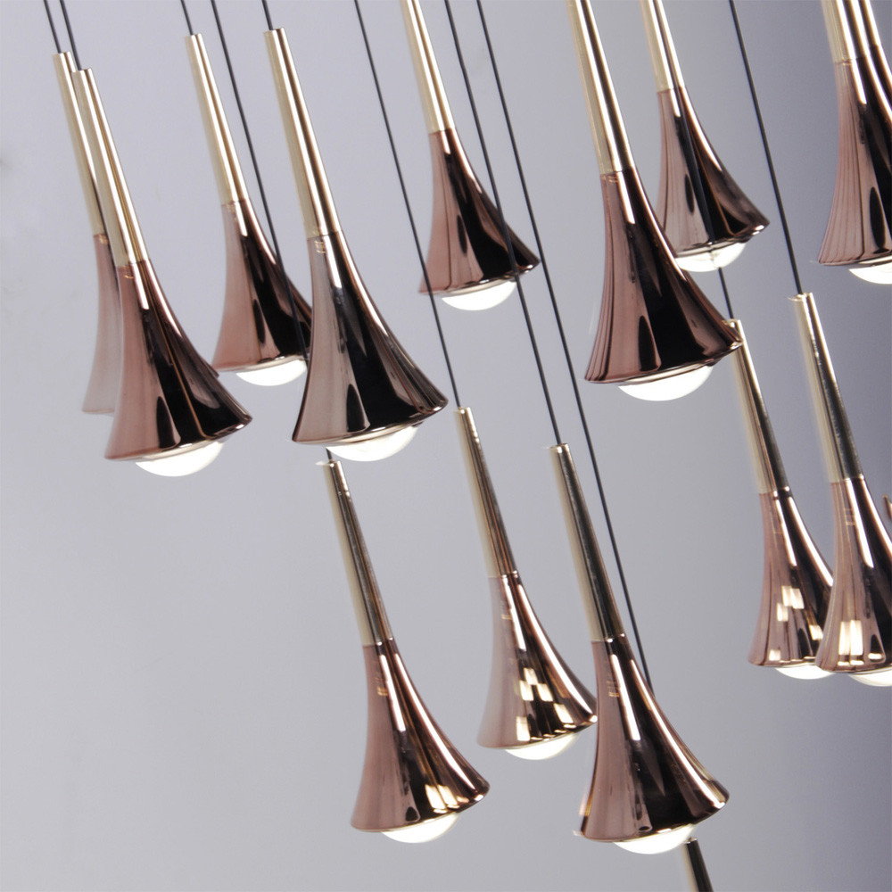 Люстра светодиодная с акриловыми конусообразными плафономи розовое золото Astra 60