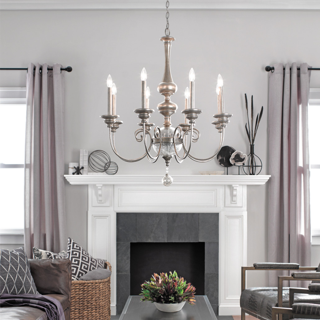 Люстра серебряного цвета с состаренным эффектом и декоративным подвесным шаром Kichler