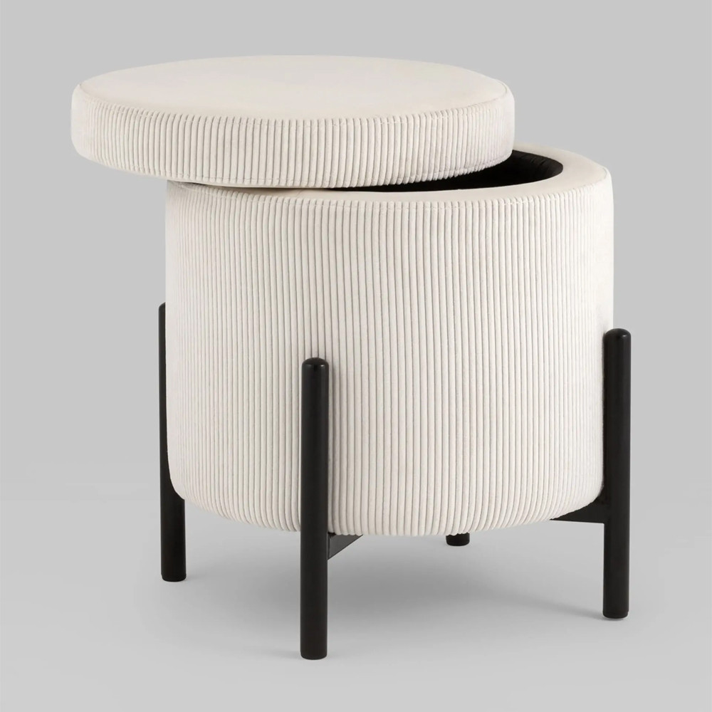 Молочный пуф на черных ножках SANJAY