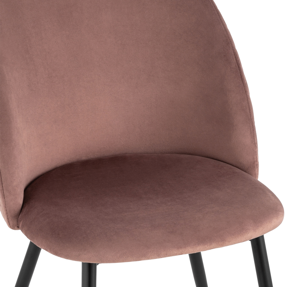 Мягкий стул в велюре пыльно-розового цвета Miruna Chair
