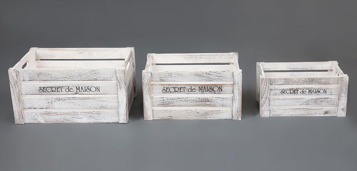 Набор из трёх ящиков Set of three antique white boxes