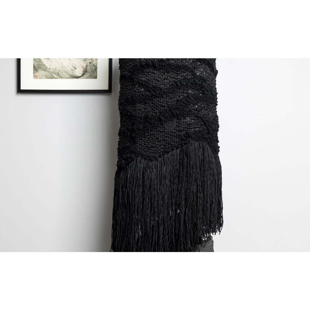 Напольная лампа черная с текстильными элементами "ЯРВИ"