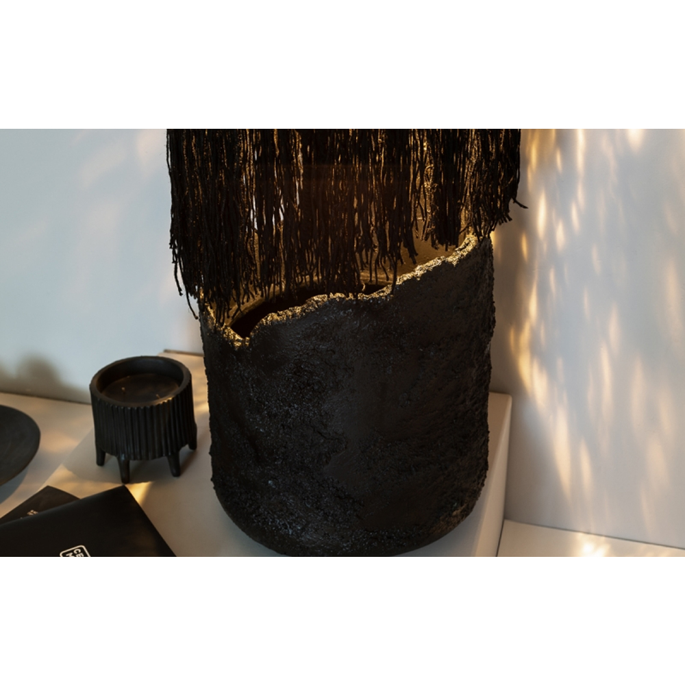 Напольная лампа черная с текстильными элементами "ЯРВИ"