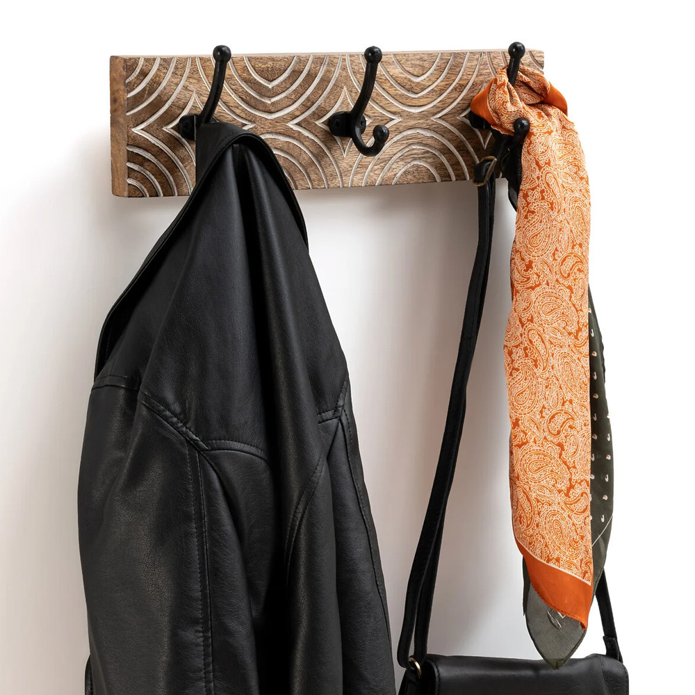 Настенная вешалка с крючками из дерева манго Eda Mango Wood Hanger