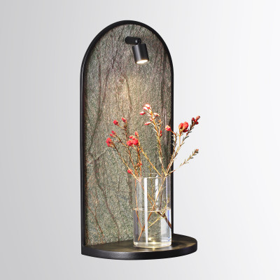 Настенный светильник зеленого цвета с черной рамкой овальной формы с полкой Herbarium