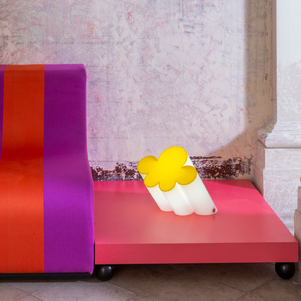 Настольная дизайнерская лампа Poltronova Passiflora Yellow Table Lamp