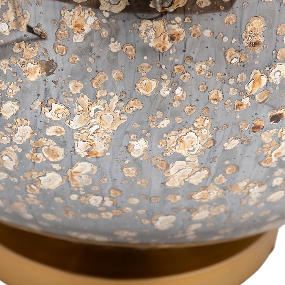 Настольная лампа c бежевым абажуром на круглом стеклянном основании Soft Pastel Light