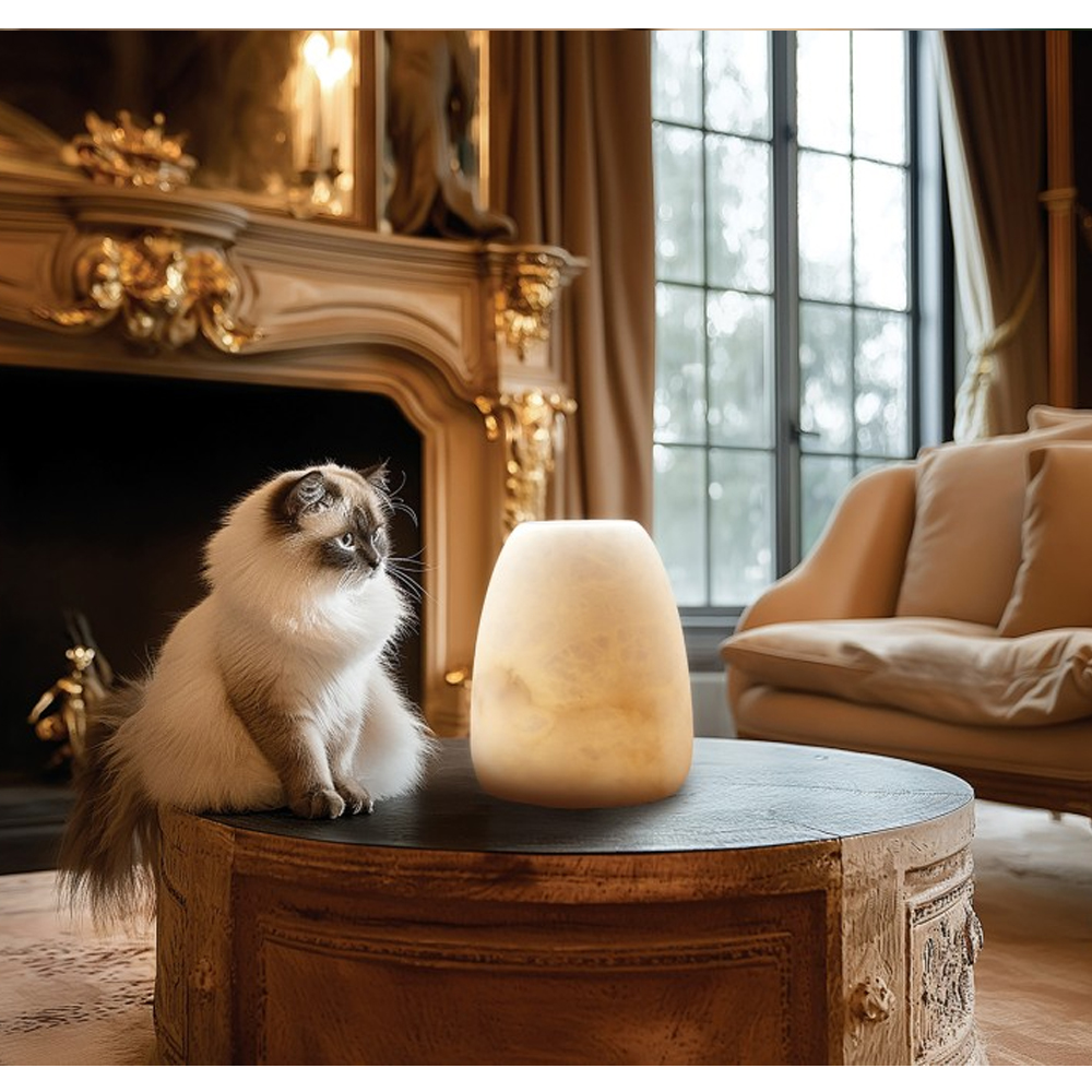 Настольная лампа в форме трапеции из натурального камня Soft Glow of Stone