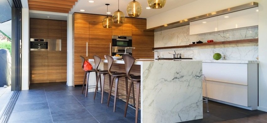 Барный стул – всегда на высоте