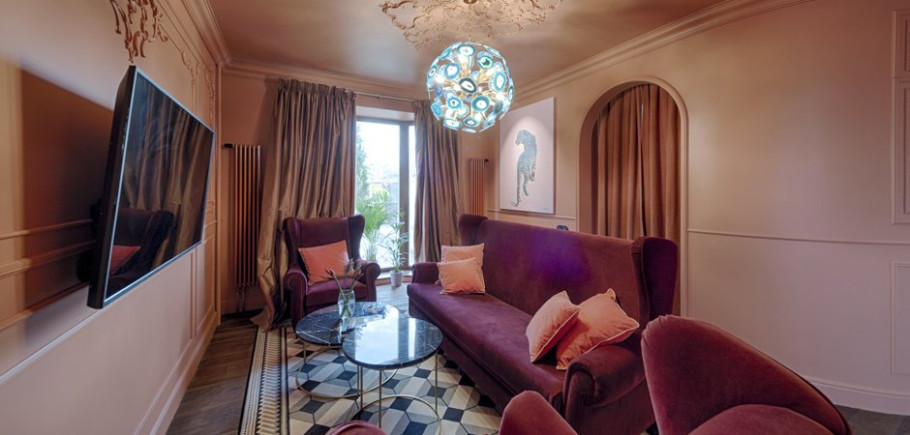 Проект «Терракотовая гостиная с элементами рококо» Дианы Балашовой