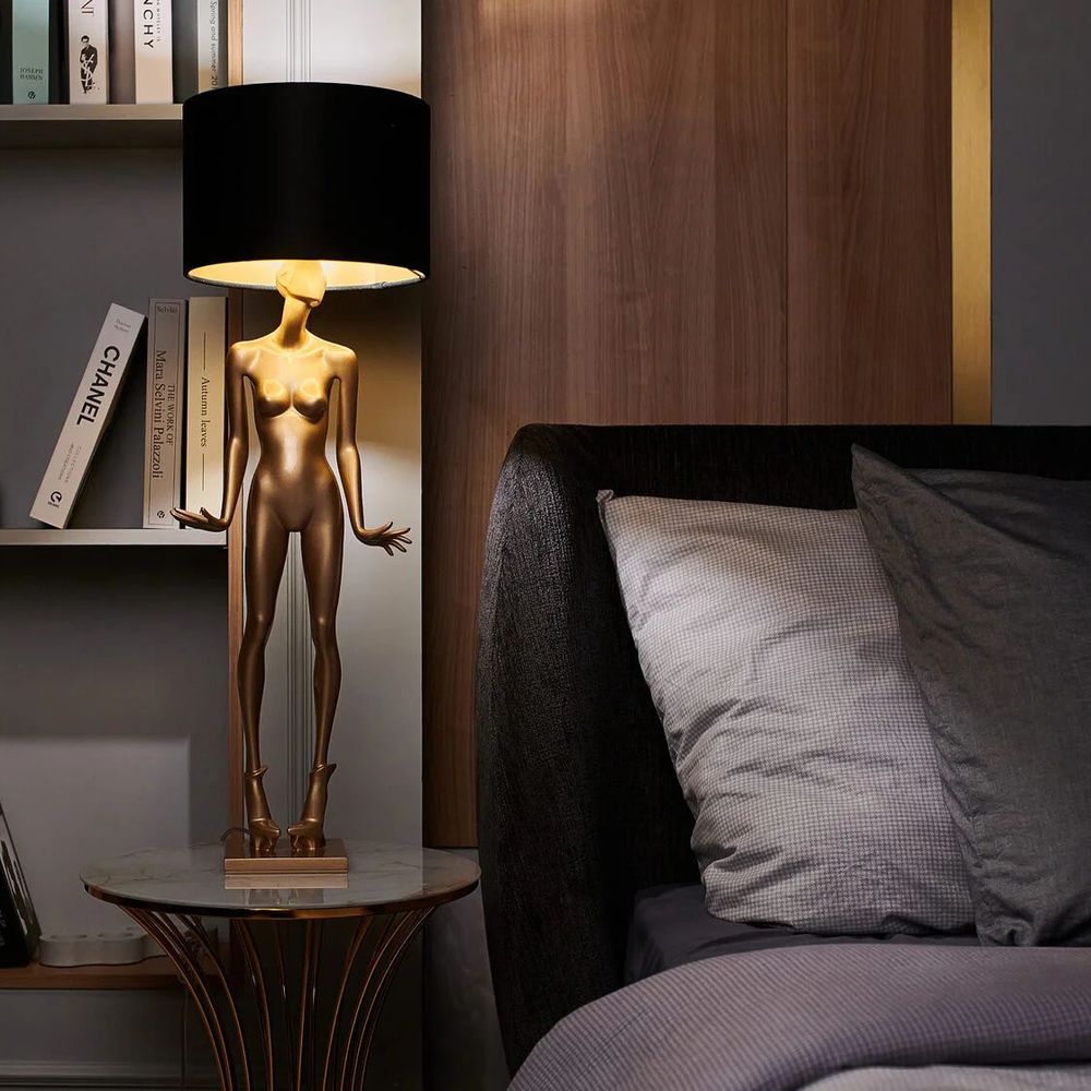 Настольная лампа с абажуром Cretto Mir