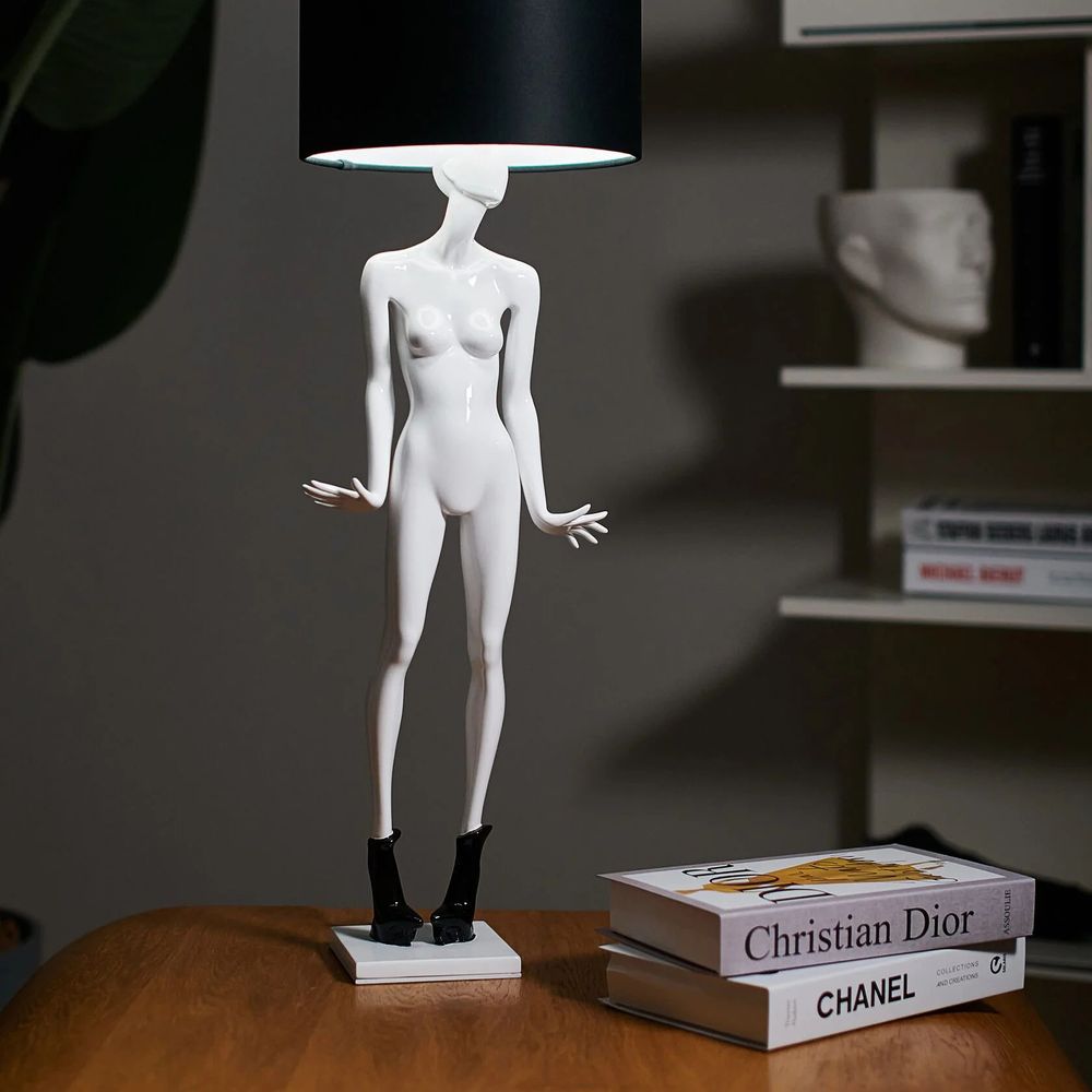 Настольная лампа с абажуром Cretto Mir