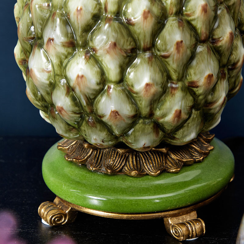 Настольная лампа с каркасом и декором в виде ананаса из фарфора и бронзы Pineapple Lamp