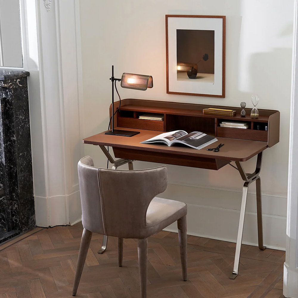 Настольная лампа с плафоном из перфорированного металла Elledge Table Lamp