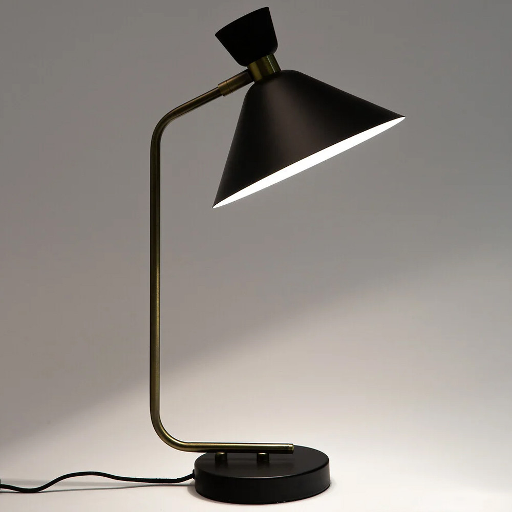 Настольная лампа с поворотным плафоном Davy Lamp