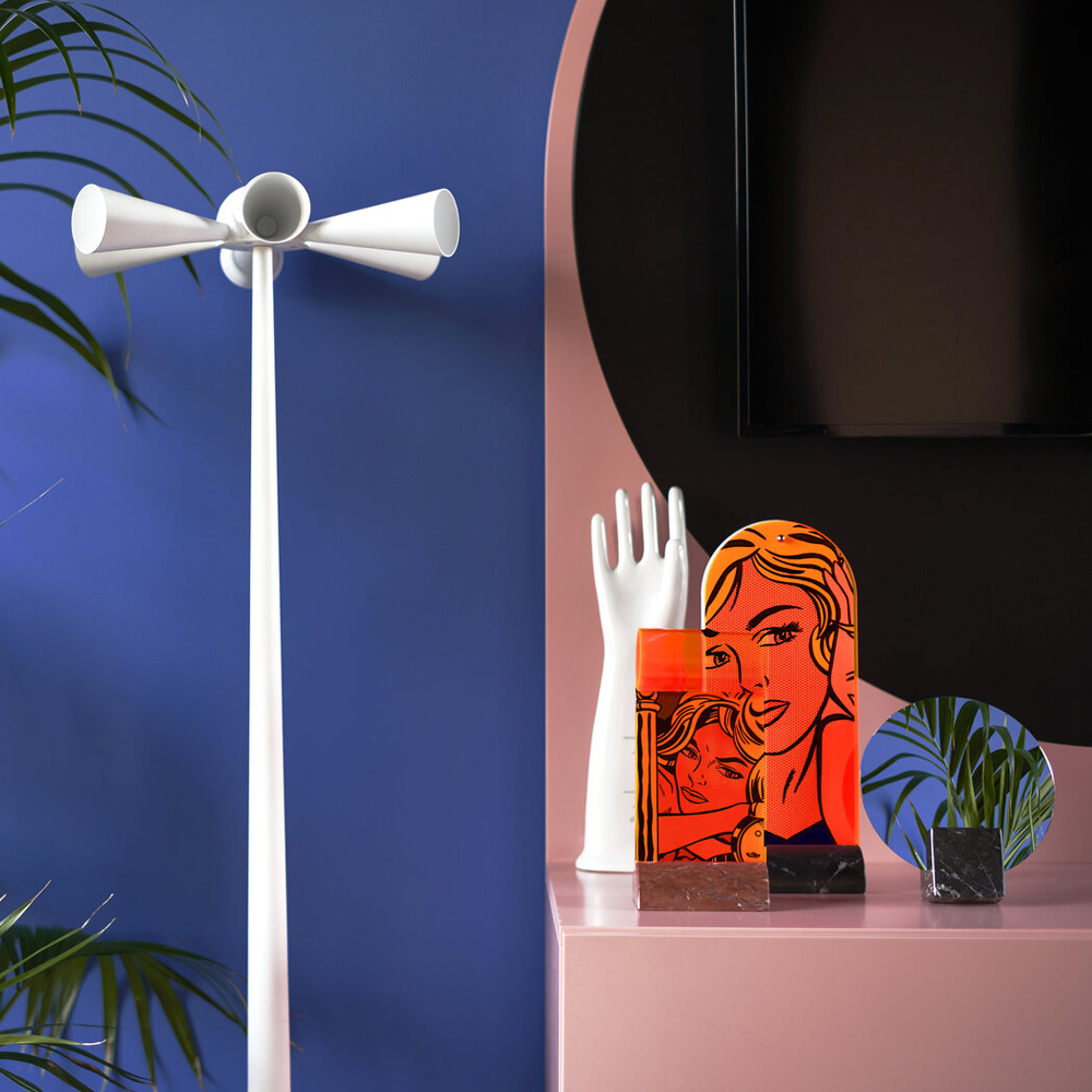 Настольное дизайнерское зеркало Poltronova Vanitas Rosso Franci Mirror and Photo Holder