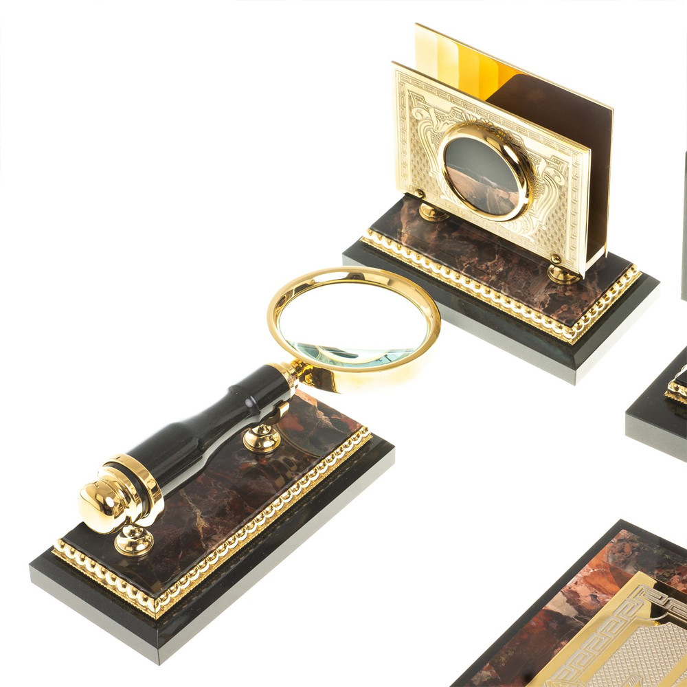 Настольный письменный набор из яшмы и долерита с декором в виде коня Manager Organizer