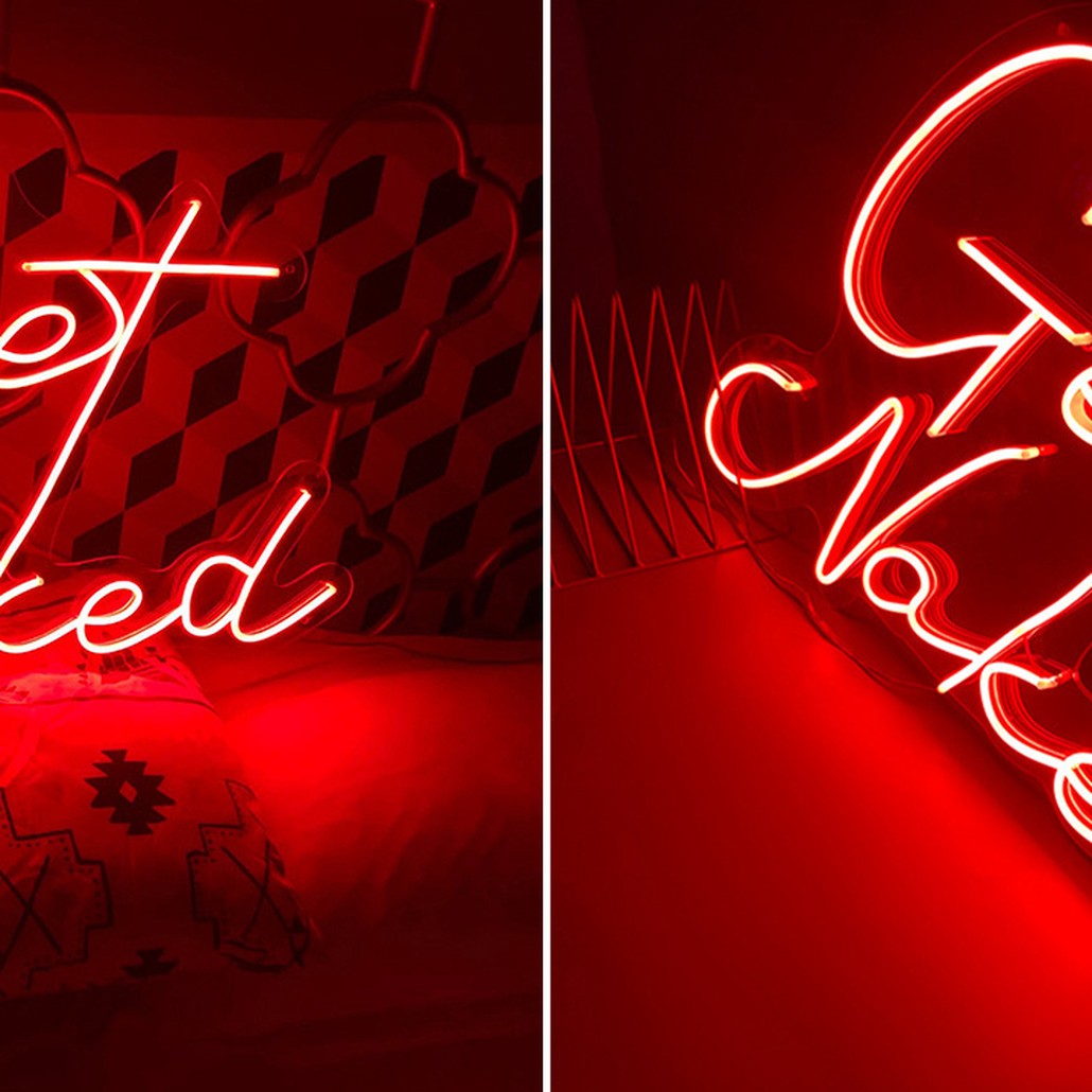 Неоновая настенная лампа Get Naked Neon Wall Lamp