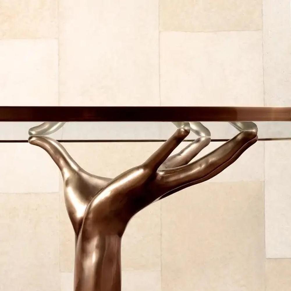 Обеденный стол с фигурным декором бронзового цвета Dichotomy racetrack