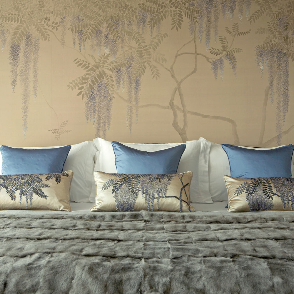 Обои в японском стиле Wisteria Original colourway on Raw Silk dyed silk