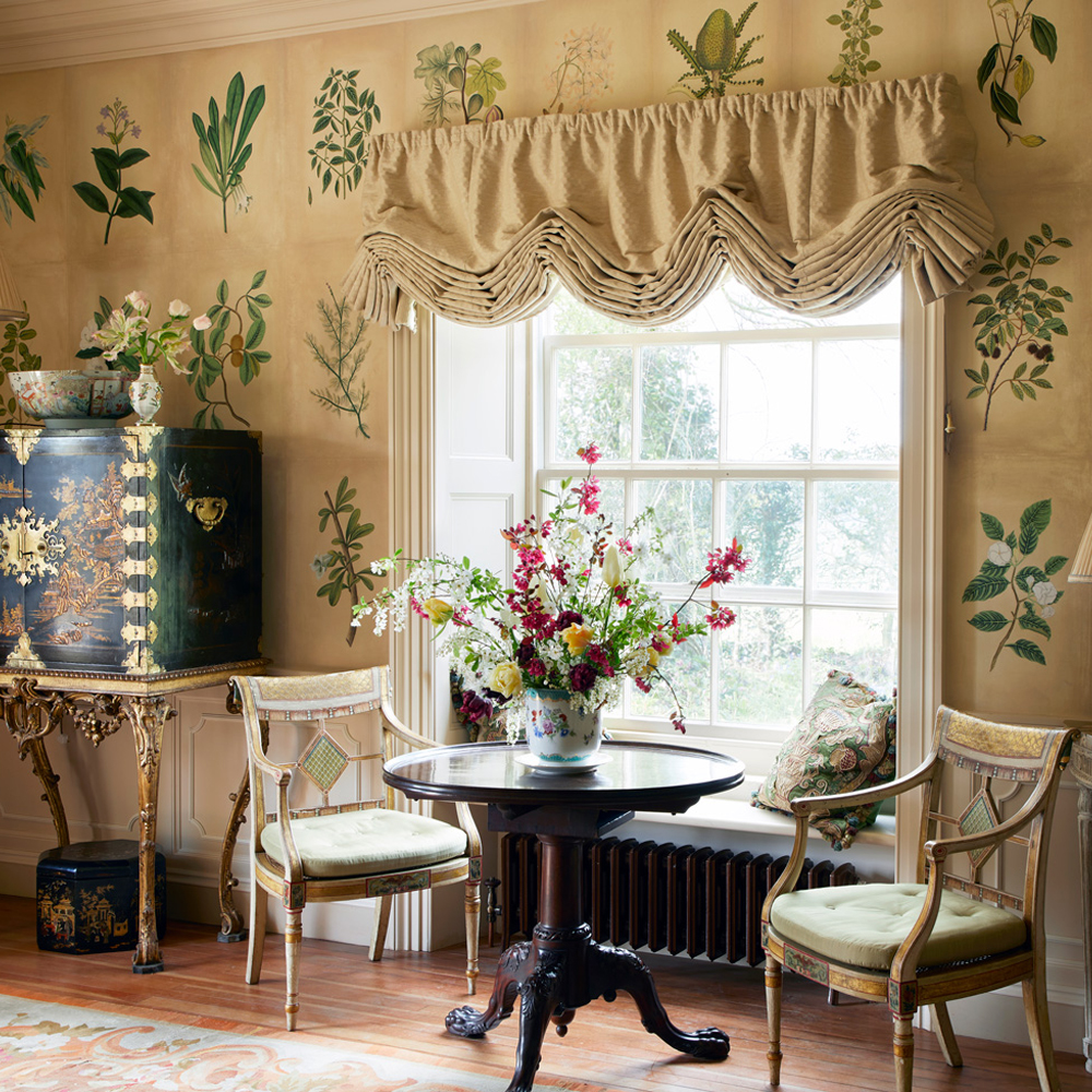 Обои ручная роспись Botanical Studies Linnaeus colourway