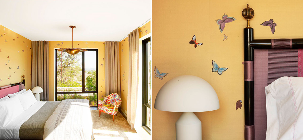 Обои ручная роспись Butterflies Monarch on dyed paper