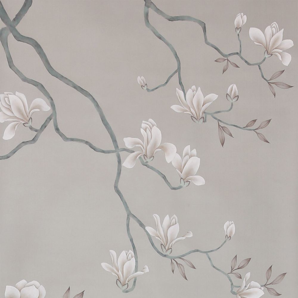 Обои ручная роспись Magnolia Canopy Original Colourway on Oyster Shell metallic silk
