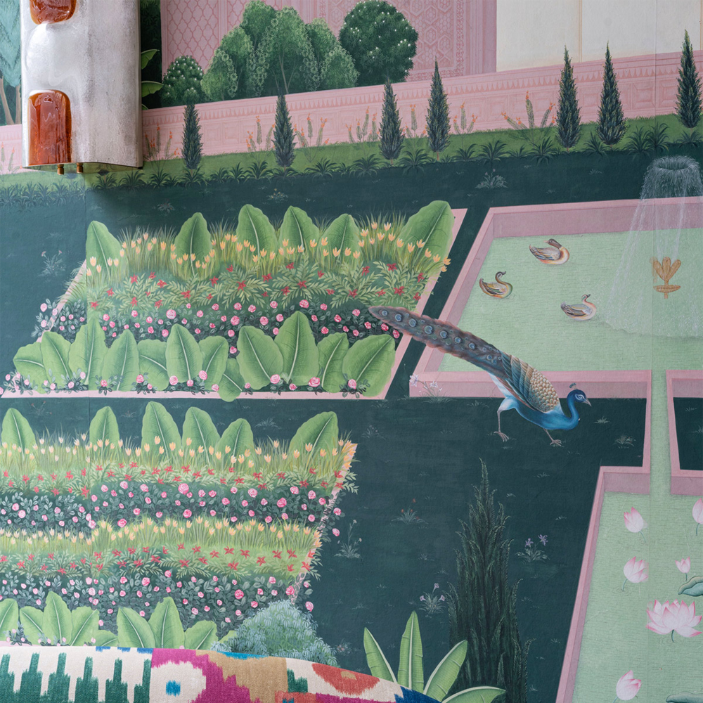 Обои ручная роспись Mahal Garden Original colourway on blue painted Xuan paper