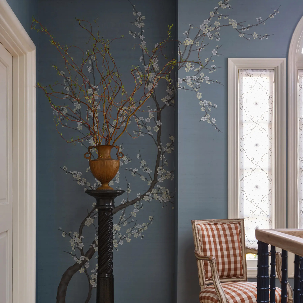 Обои ручная роспись Nara Original colourway on Summer Sky slub silk