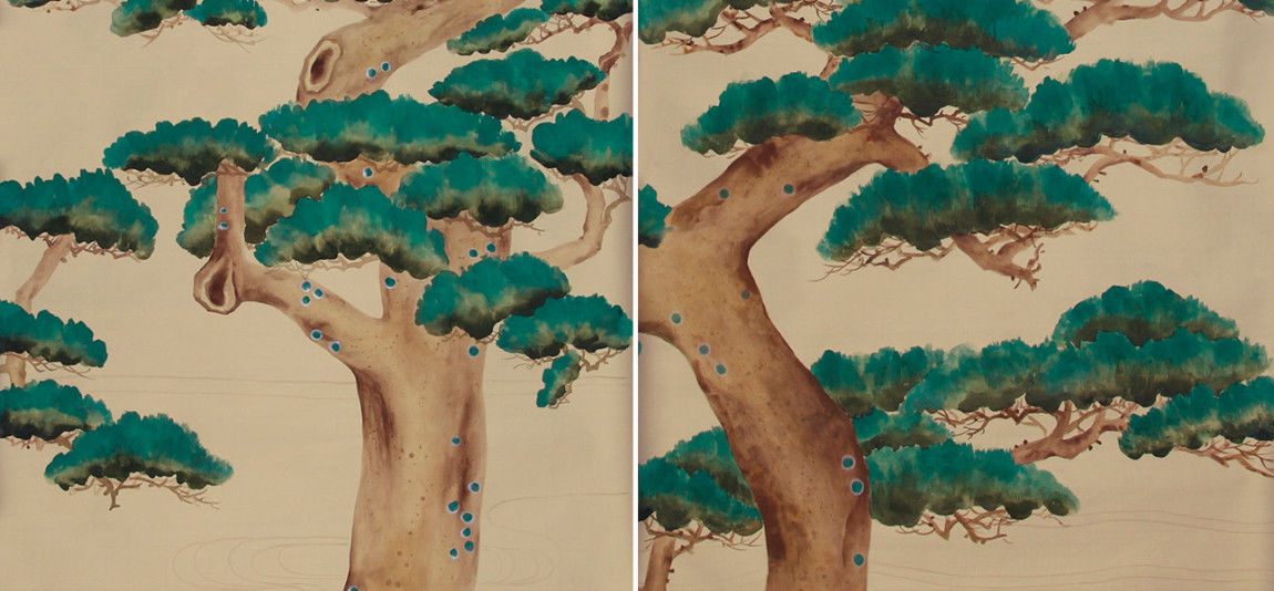 Обои ручная роспись Pine Trees Original colourway on New Faint Gold metallic silk