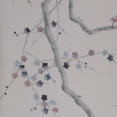 Обои ручная роспись Plum Blossom Special Colourway on Lilac Hint dyed silk