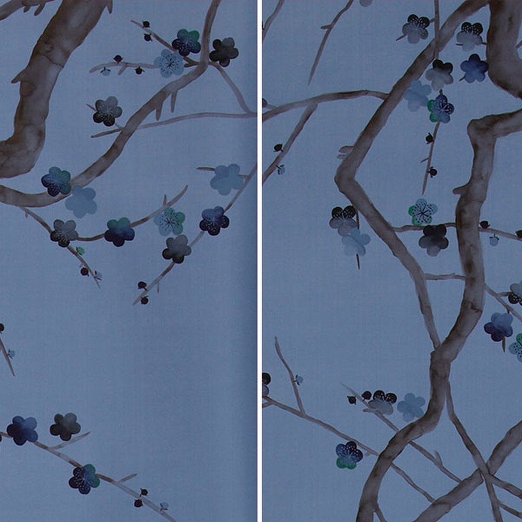 Обои ручная роспись Plum Blossom Special Colourway on Sky Blue dyed silk