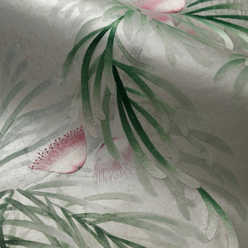 Обои ручная роспись Silk Tree Colourway SC-92 on Crackled Silver on Shell Pink metallic silk